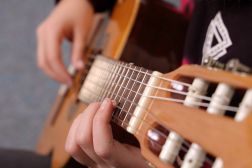 Musizierstunde Gitarre