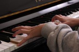 Musizierstunde Klavier